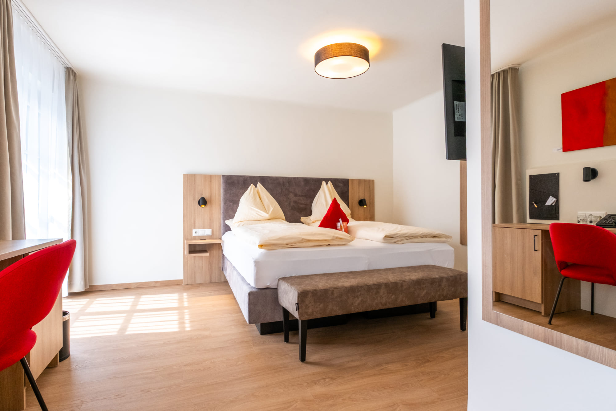 Doppelzimmer Deluxe mit Balkon in der Rosenvilla Salzburg