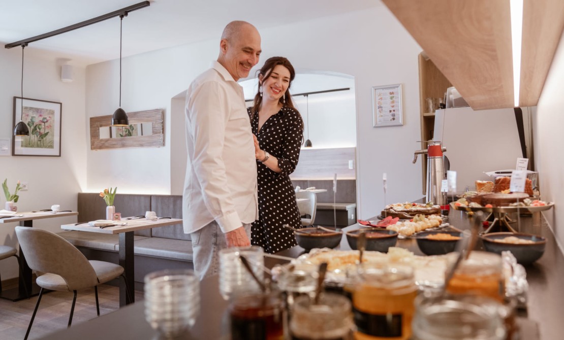 Vielf&auml;ltiges Fr&uuml;hst&uuml;cksbuffet f&uuml;r einen genussvollen Morgen