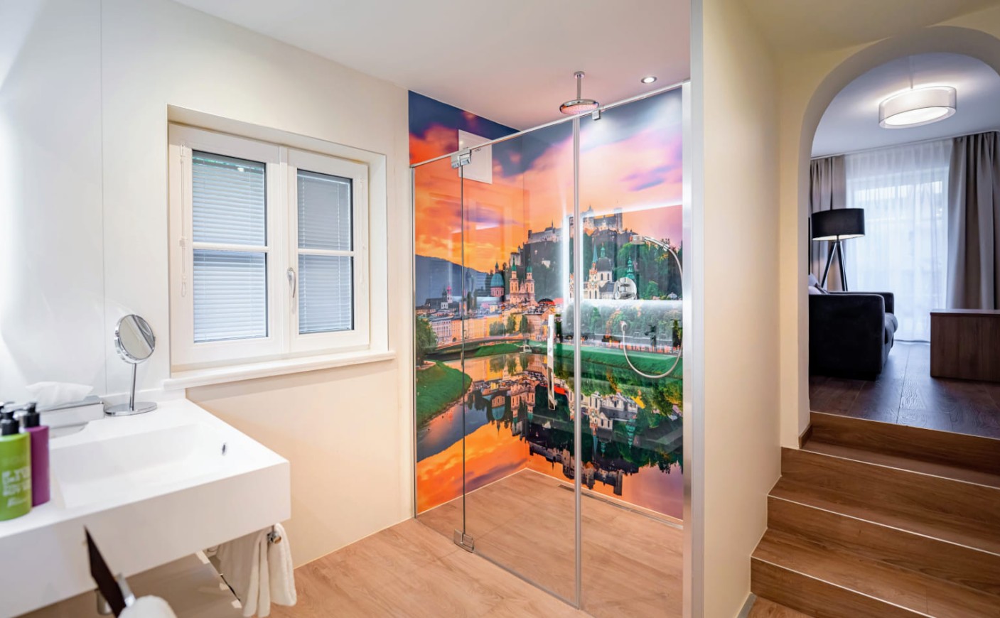 Badezimmer in der Rosensuite